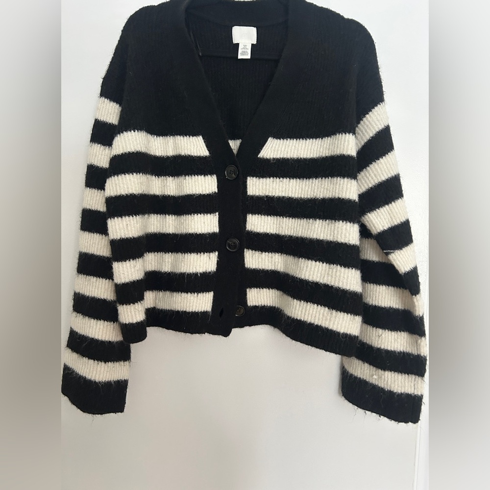 H&M Striped Size S Black and White Cardigan